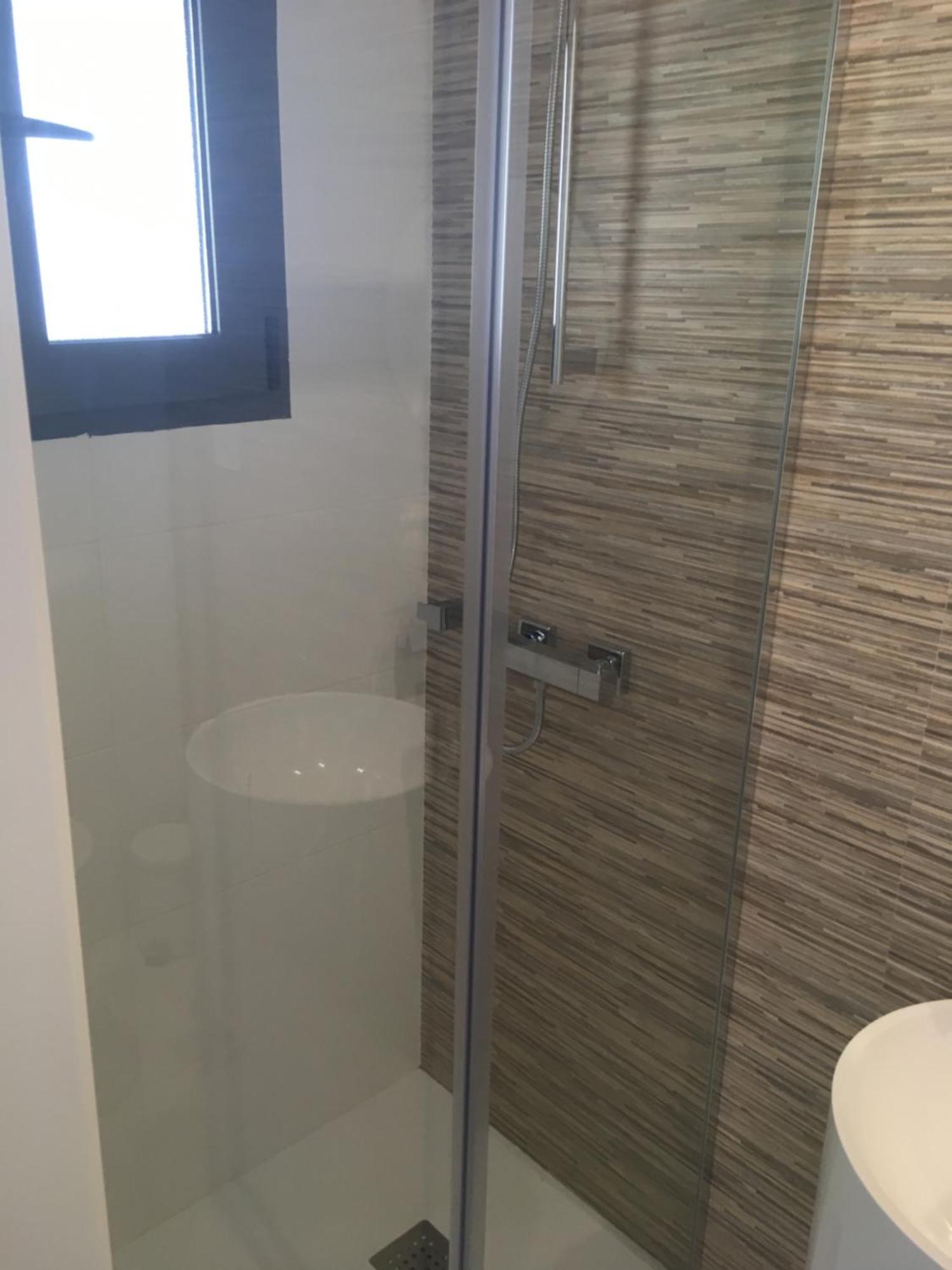 Bedrooms In Modern Guest House ألمادا المظهر الخارجي الصورة